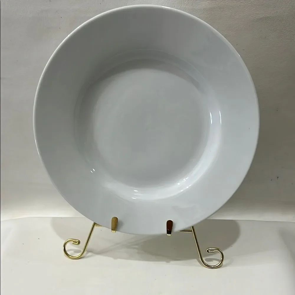Pottery Barn White Ceramic Dinnerware Plate 10 1/2 Inches Round Deep Bowl Modern